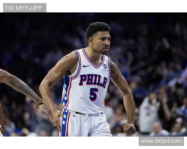 昆汀·格莱姆斯：76人阵容中被低估的外线防守尖兵与三分投射能力，亟待提升战术地位